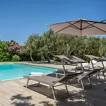 Hibiscus קאסטלמארה דל גולפו