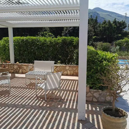 Villa Hibiscus *