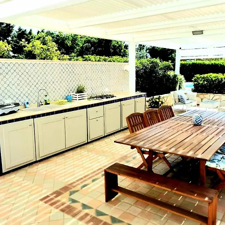 Villa Hibiscus
